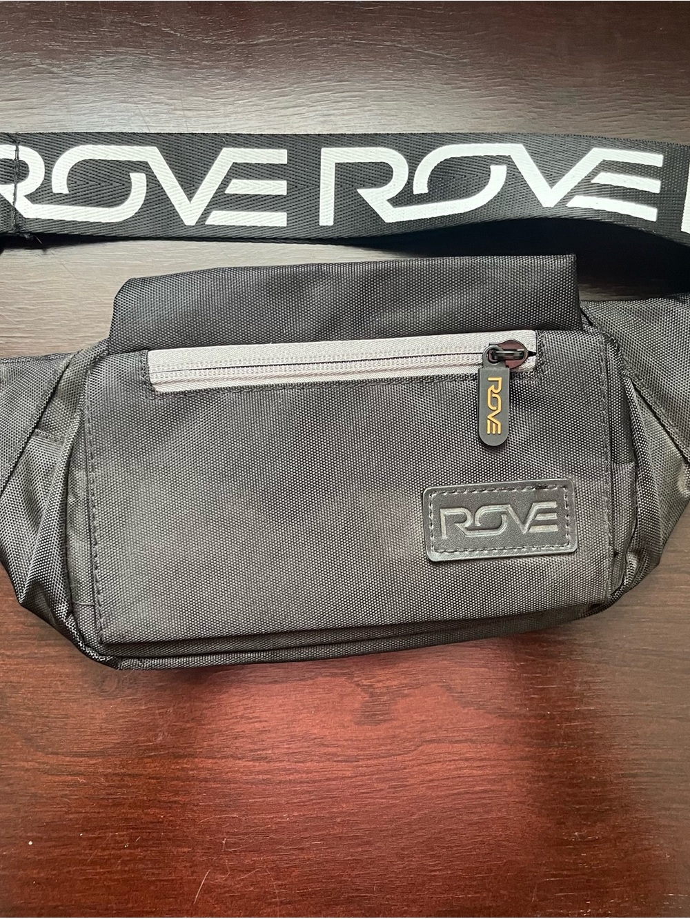 ROVE Black Men's Belt Bag with Logo Strap